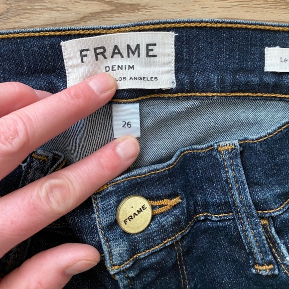 Frame Prince Street Le Skinny De Jeanne Distressed Jeans | Size 26 - Picture 7 of 9
